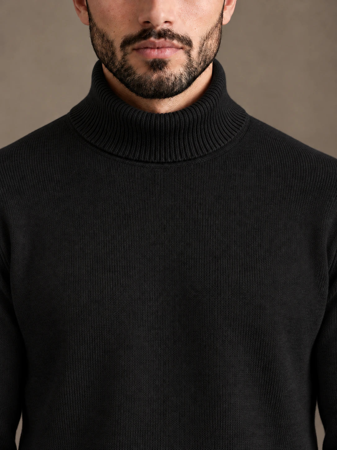 Riva Black Roll-Neck