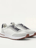 White Portfonio Trainer